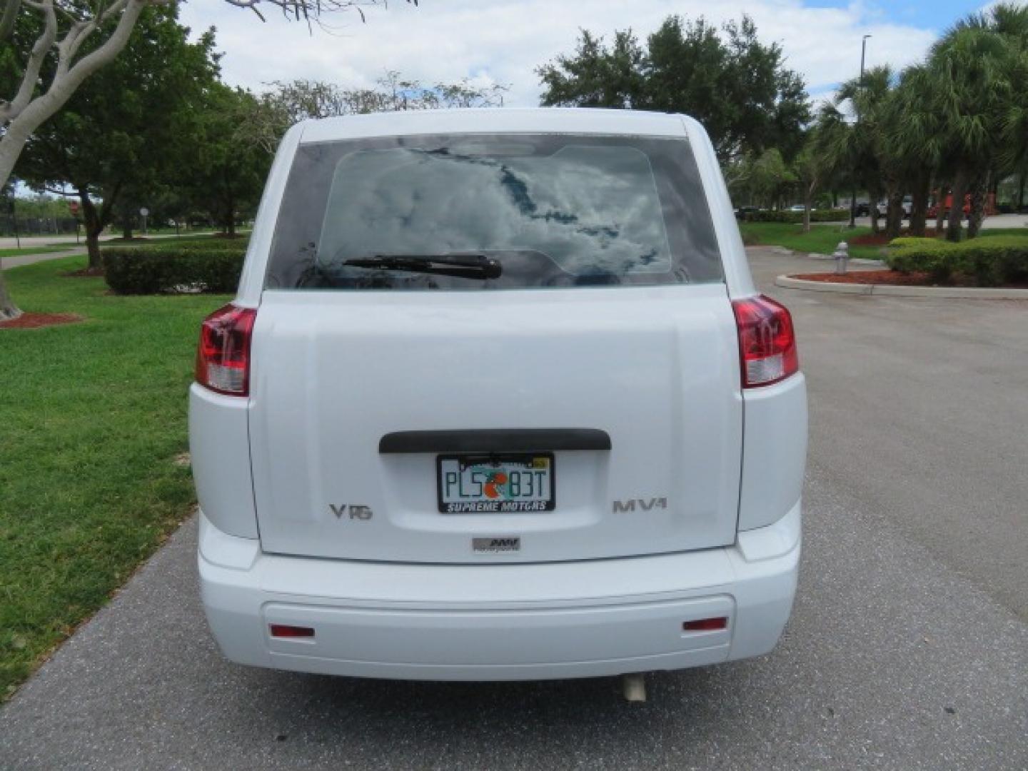 2012 White /Black with an 4.6L V8 engine, Automatic transmission, located at 4301 Oak Circle #19, Boca Raton, FL, 33431, (954) 561-2499, 26.388861, -80.084038 - You are looking at a Gorgeous 2012 Mobility Ventures MV1 Handicap Wheelchair Conversion Van with 64K Original Miles, 4.6L Ford V8, Bleack Leather Type Interior, Alloy Wheels, Power Side Entry Wheelchair Lift with Long Ramp and Short Ramp Function, Q Lock 150 EZ Lock, L-Track Tie Down System, Back Up - Photo#25